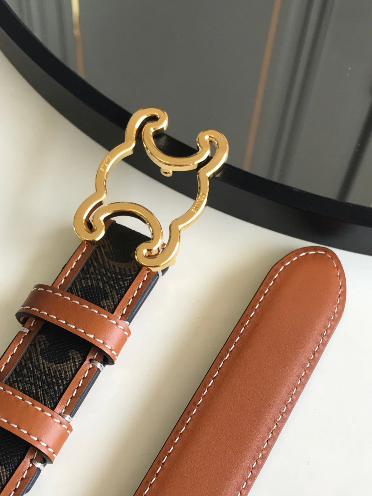 CELINE 25S BELT TRIOMPHE 25MM IN BROWN CALFSKIN AND CANVAS 559678