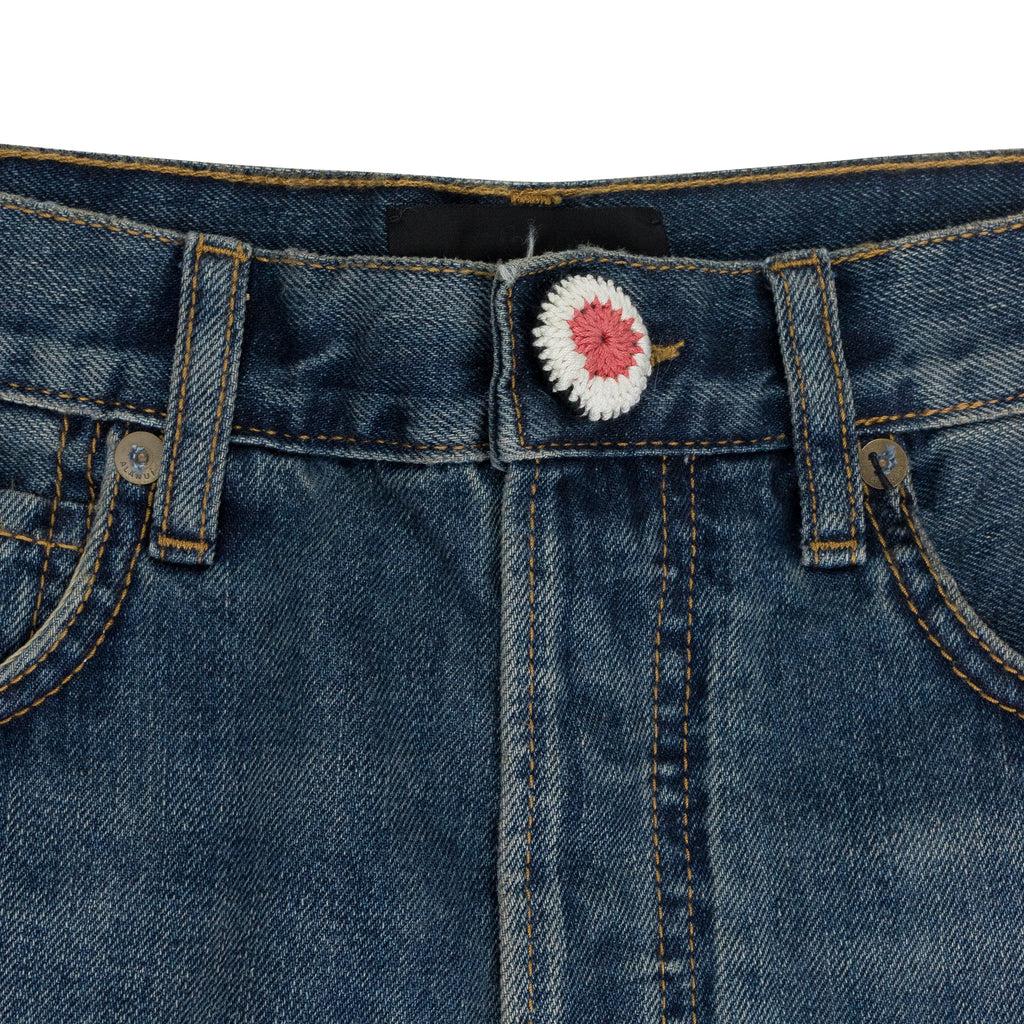 CROCHET APPLIQUE DENIM HONOLULU WASH BLUE SHORTS