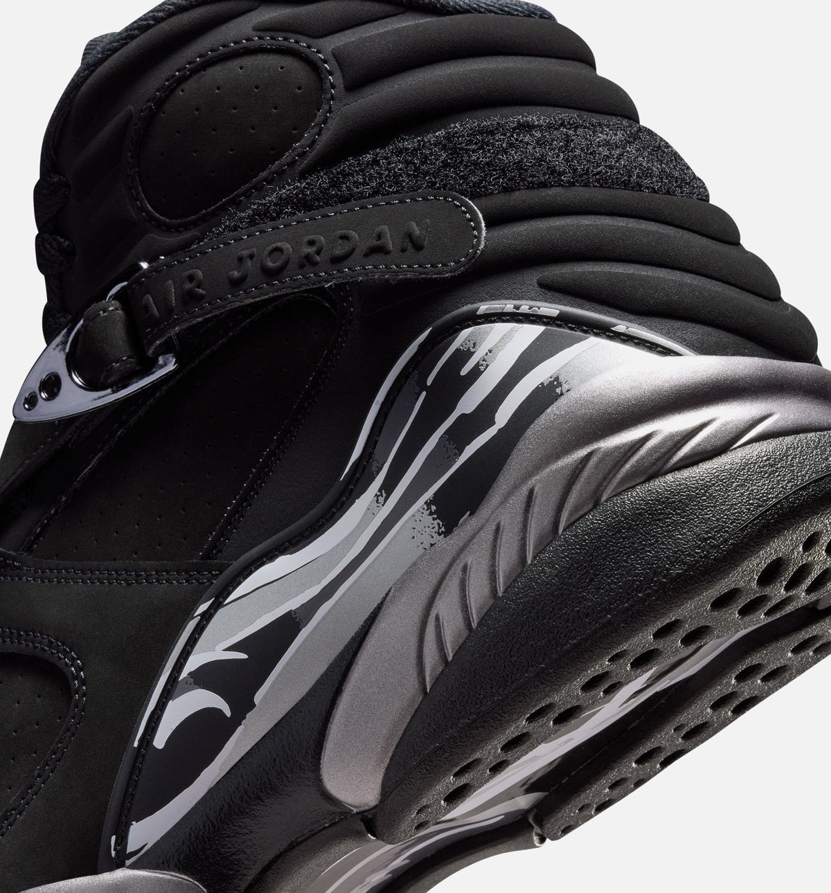 Air Jordan 8 Retro Chrome | Men's Lifestyle Shoe | Black/White/Light Graphite