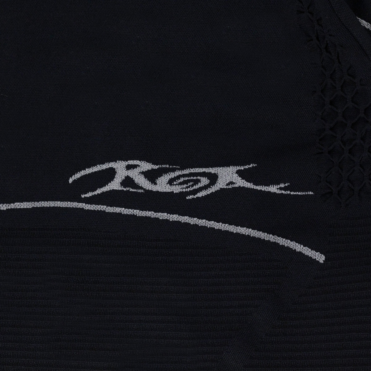 Black Long Sleeve Seamless 2.0 T-Shirt