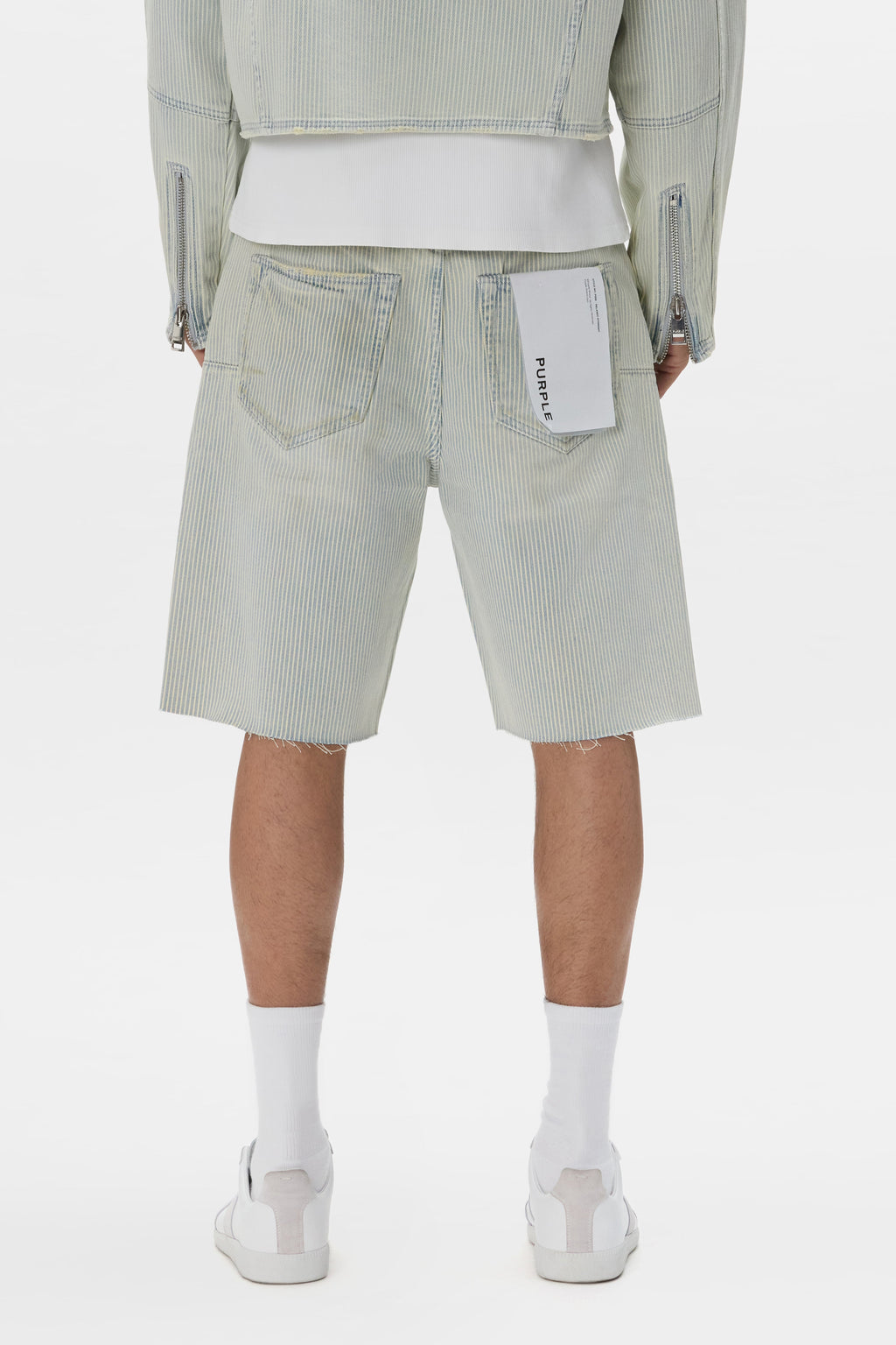 P059 Hickory Short
