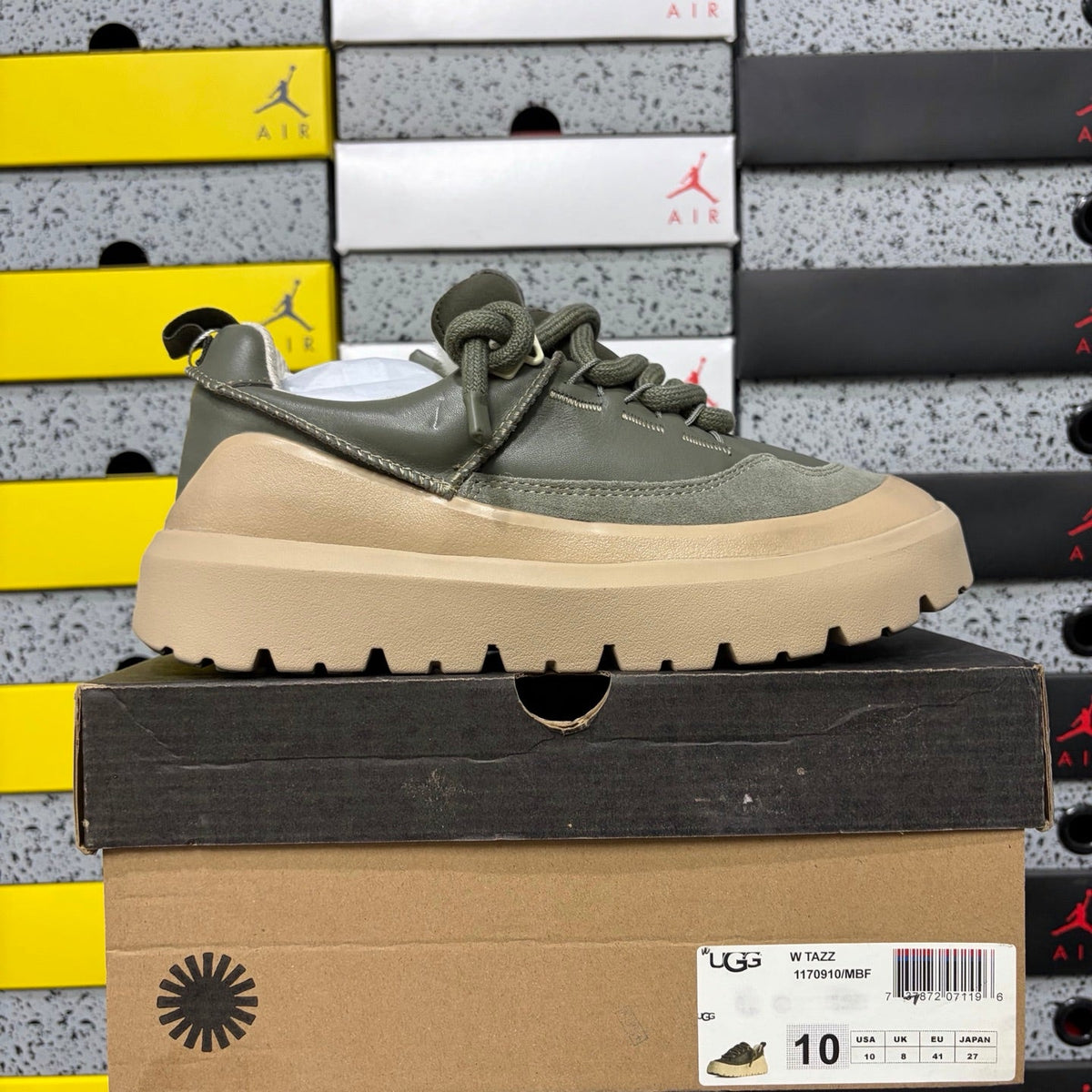 UGG Tazz Platform Sneaker – Women’s Wool-Lined Lace-Up in Olive Green