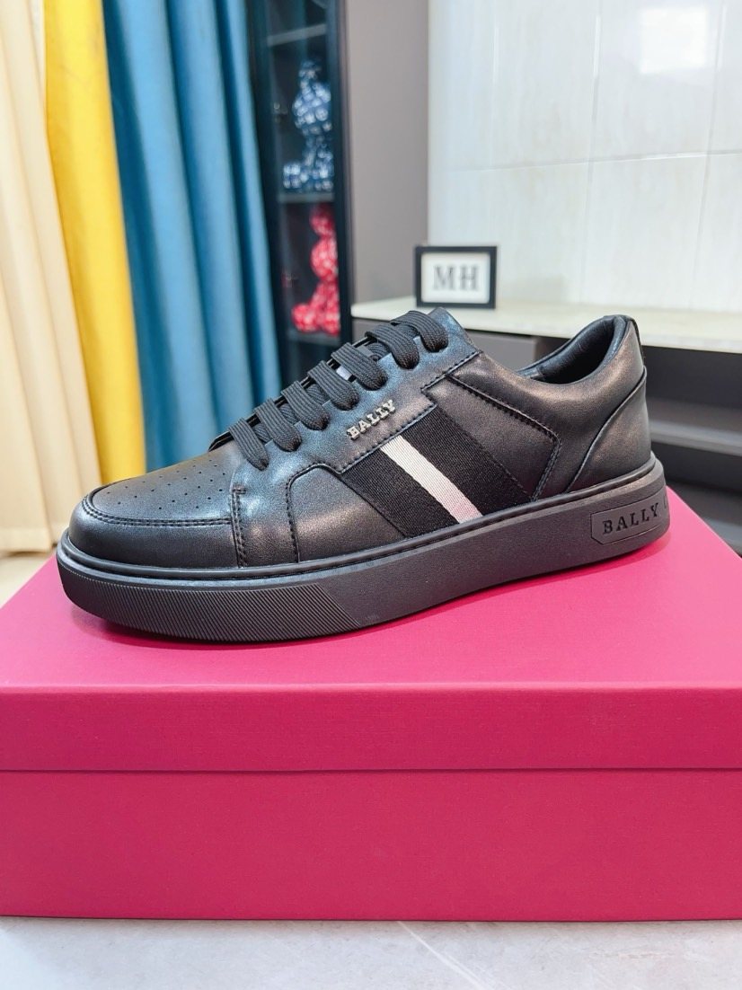 Bally Black Stripe Low-Top Sneakers