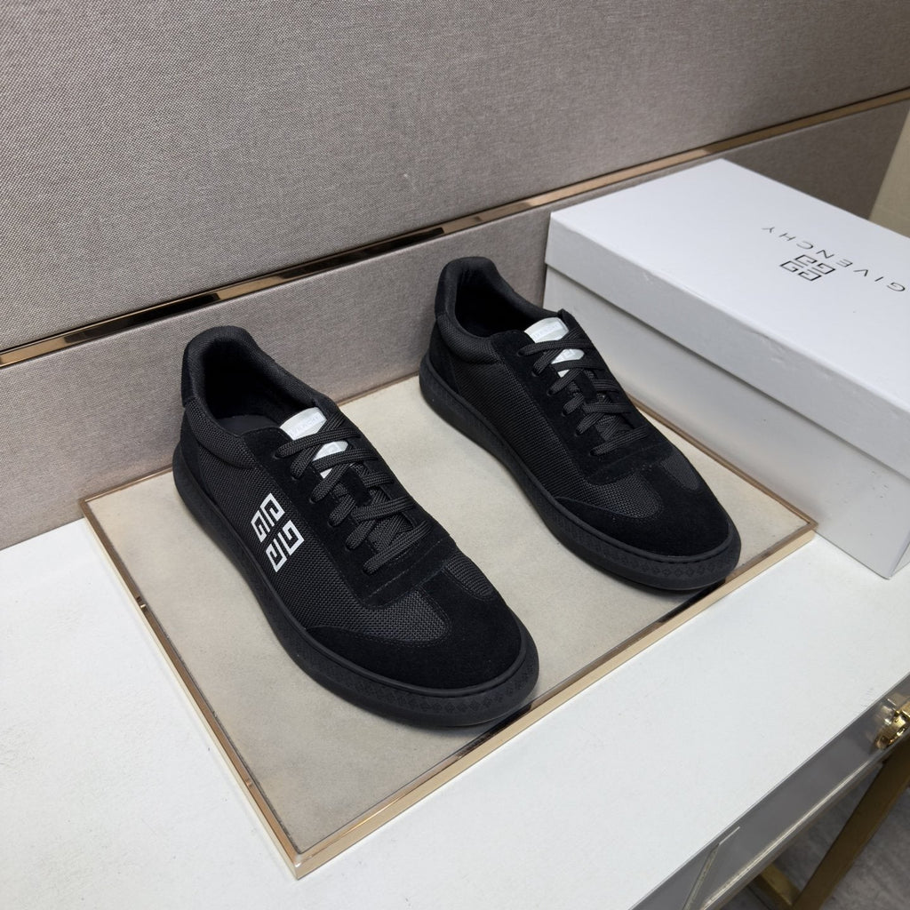 Givenchy Men's Geometric Emblem Low-Top Sneakers