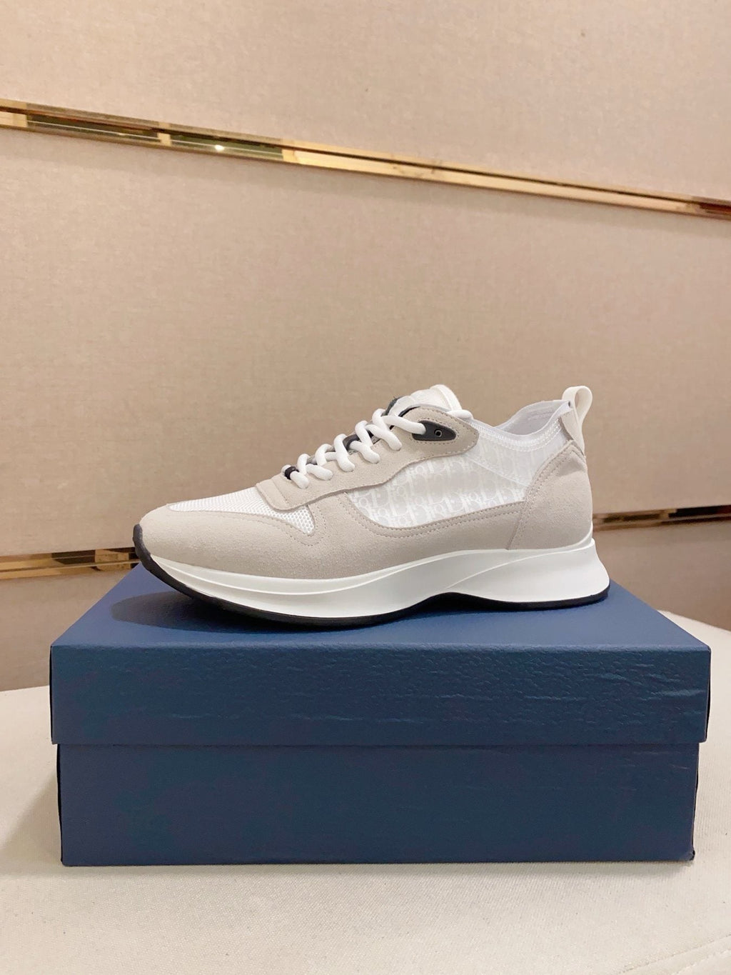 Dior B30 Low-Top Sneakers - White Sole With Rounded Tread Details