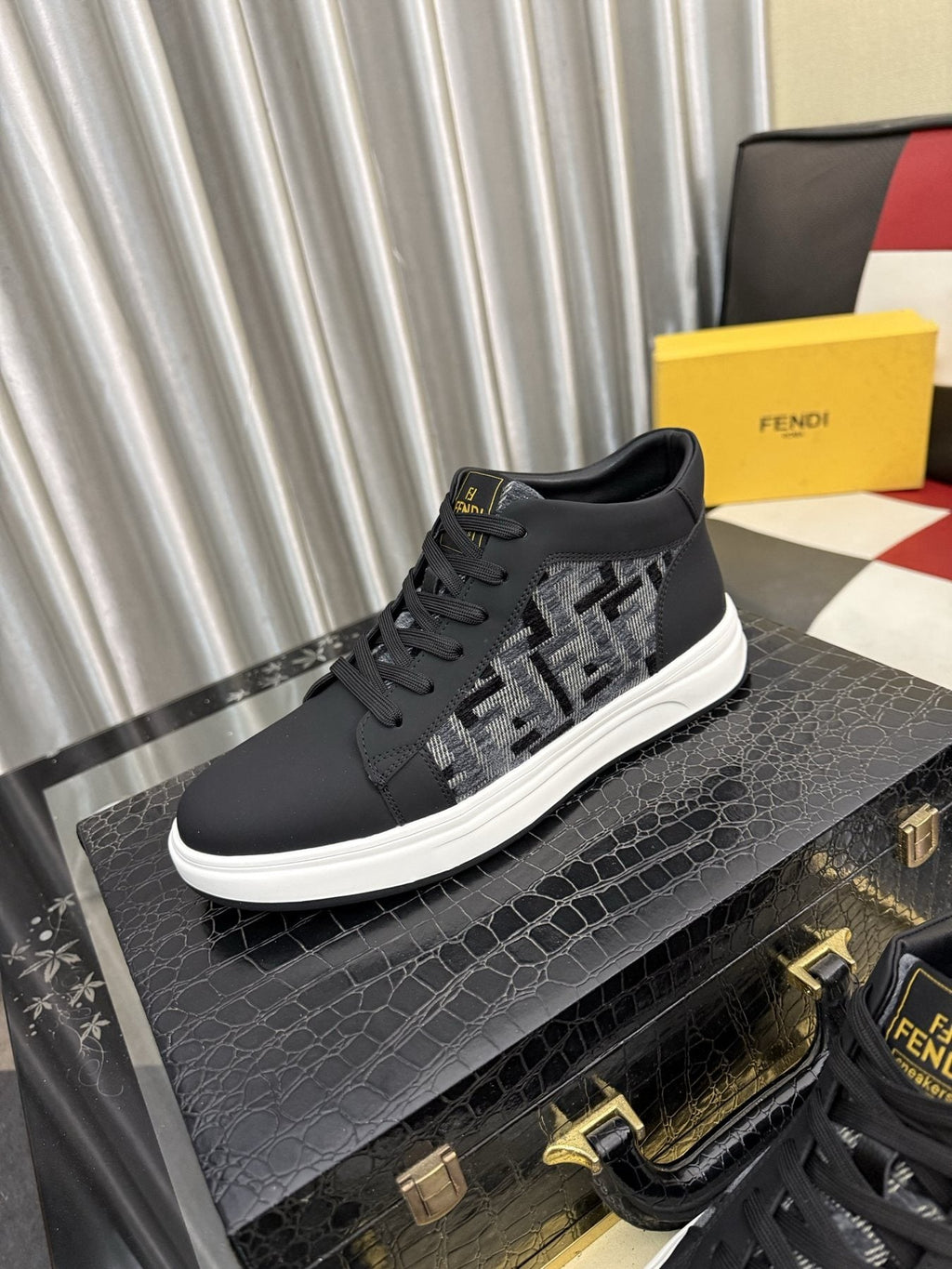 Fendi Patterned-Panel Lace-Up Sneakers