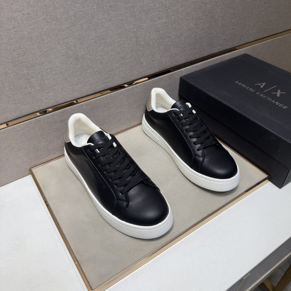 Armani Men's Low-Top Sneakers