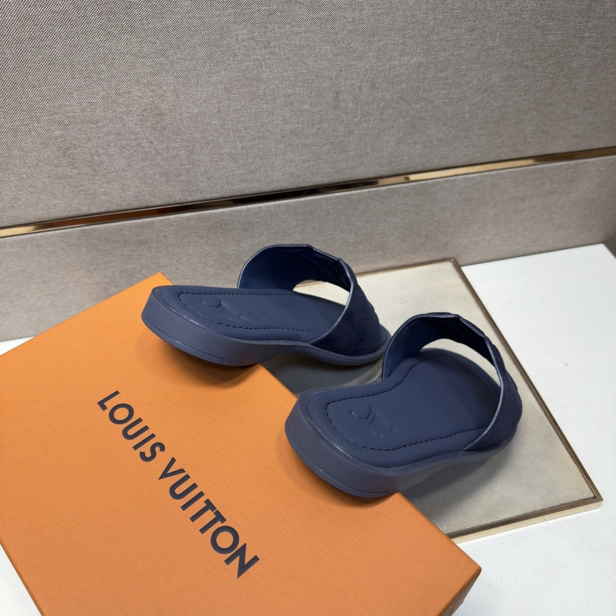 Louis Vuitton Men's Embossed Strap Slide Sandals - Textured Footbed