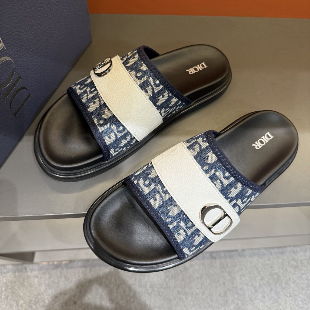 Dior Patterned Buckle Slide Sandals - Open Toe