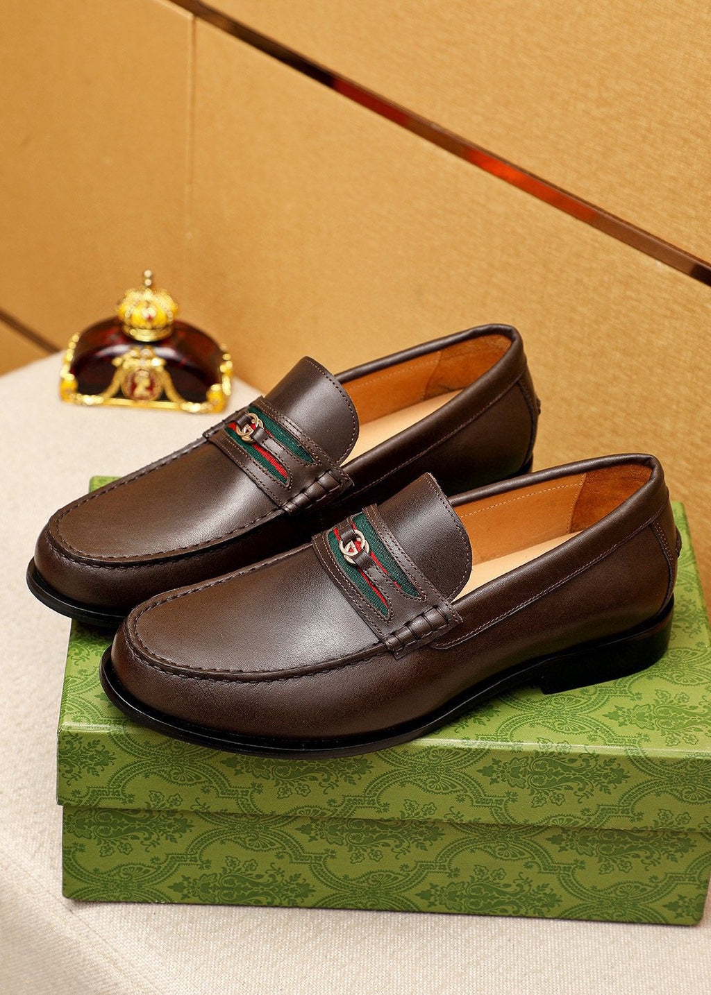 Gucci Leather Web Detail Loafers