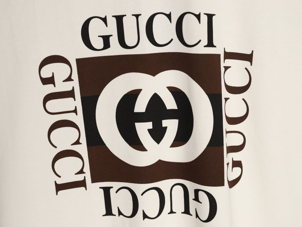 Gucci Interlocking-G Square Lettering T-Shirt - Cream and Black